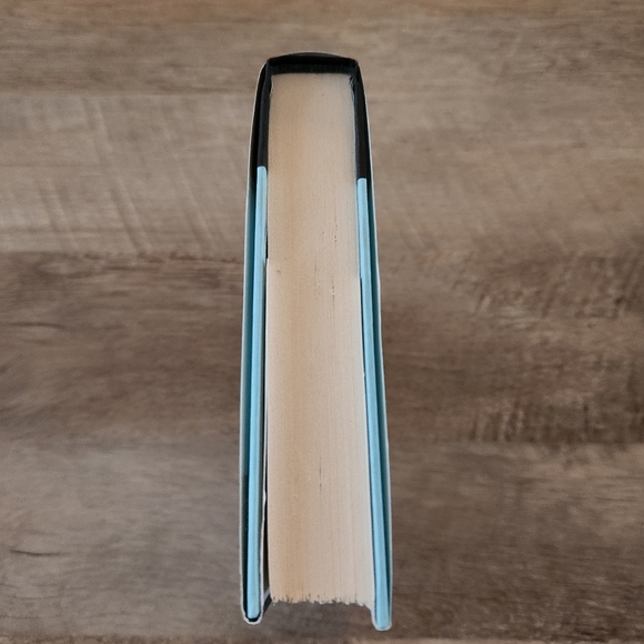 Medusa's Web & Pirates Book Bundle - Picture 6 of 16